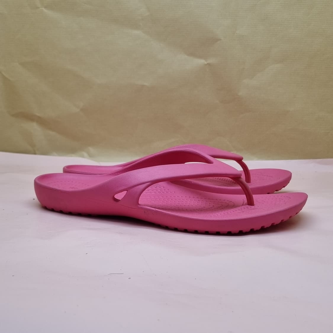 크록스 카디 플립 여성샌들 실사이즈 255 상품이미지1