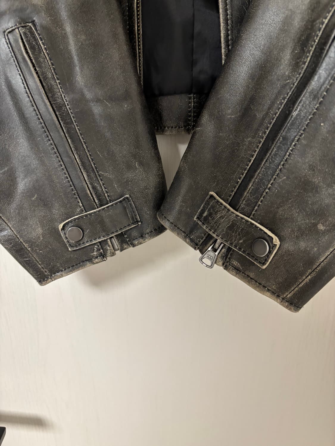 쿠어 네추럴 필링 풀업 가죽 자켓 (블랙) L 상품이미지4