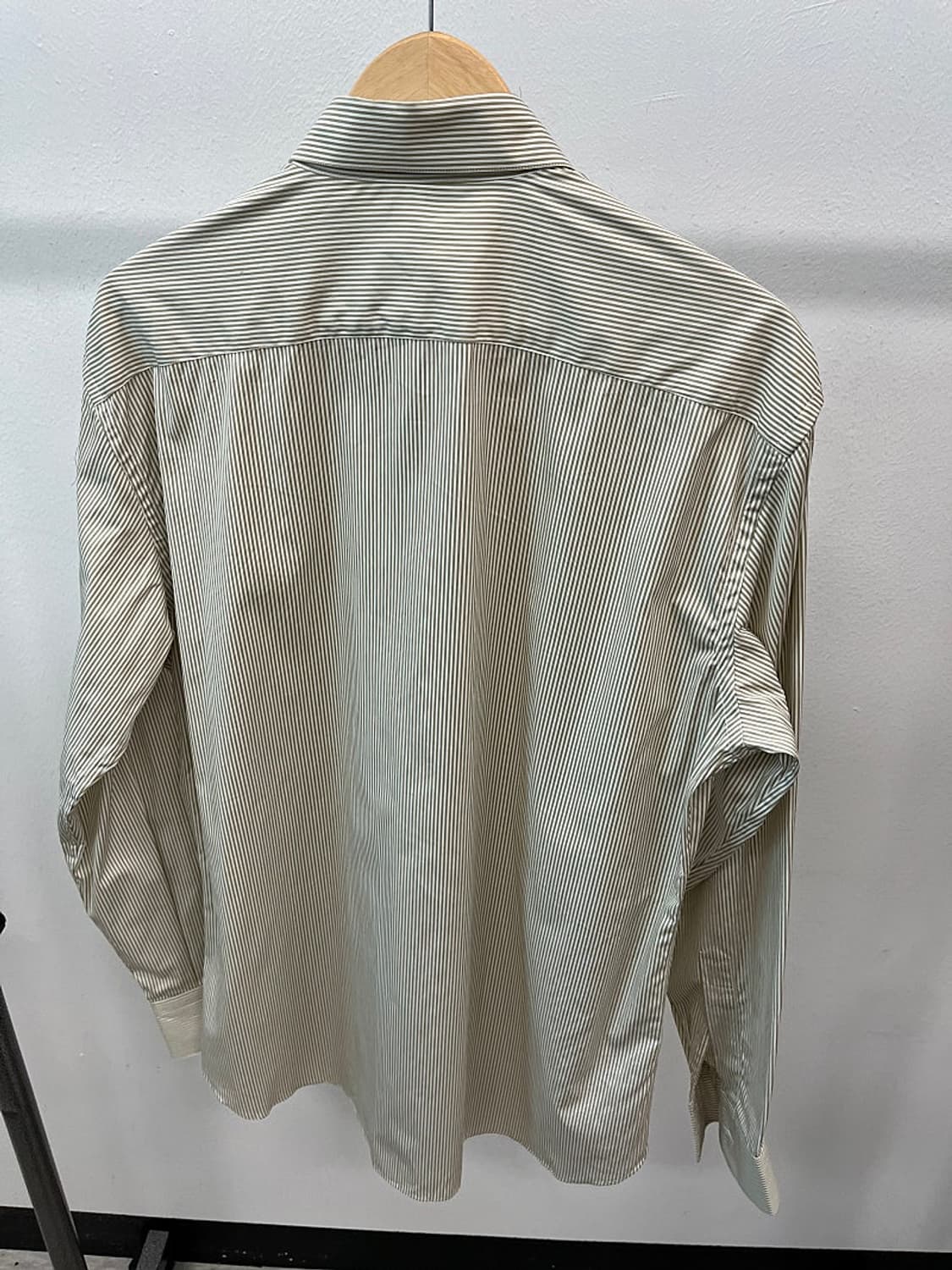 105) 페레가모 자수 스트라이프 셔츠 상품이미지7