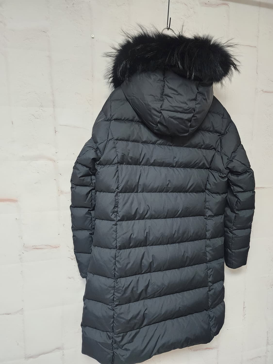 닥스 블랙 롱 패딩 상품이미지4