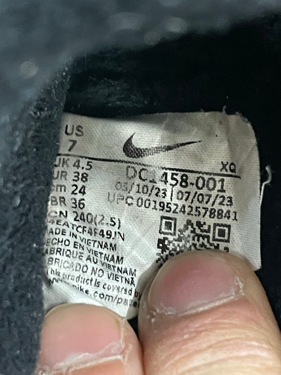 나이키 버로우 패딩 슬리퍼 240 상품이미지8