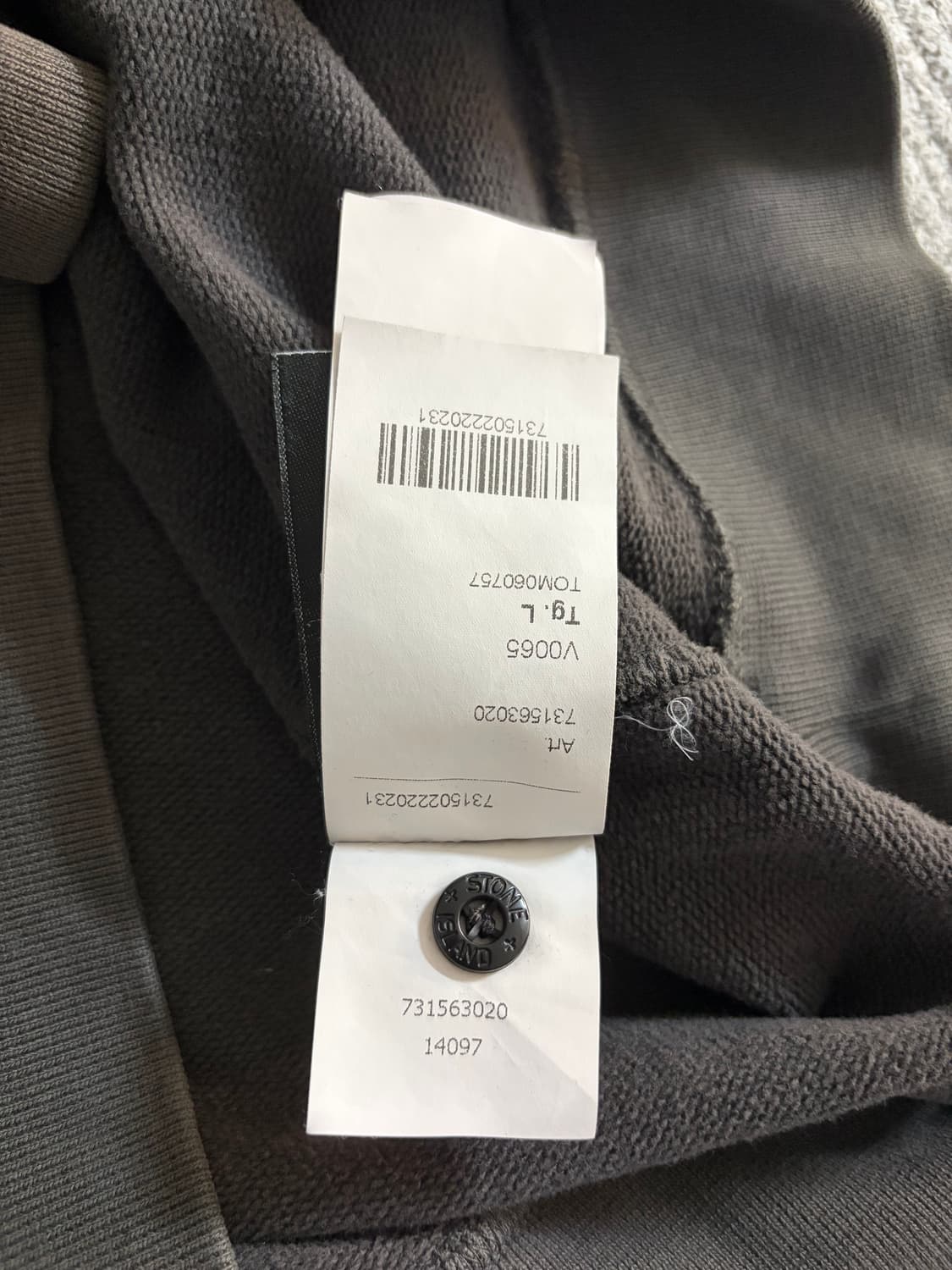[L] 스톤아일랜드 맨투맨 차콜 상품이미지5
