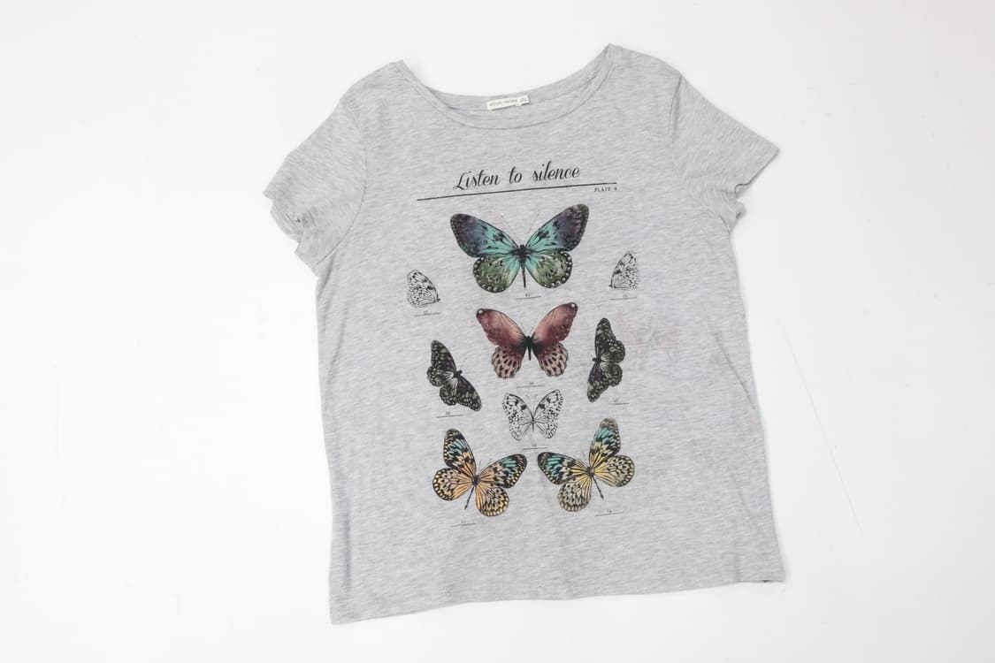 버쉬카(Bershka) 버터플라이 그래픽 멜란지 그레이 반팔 티셔츠 상품이미지2