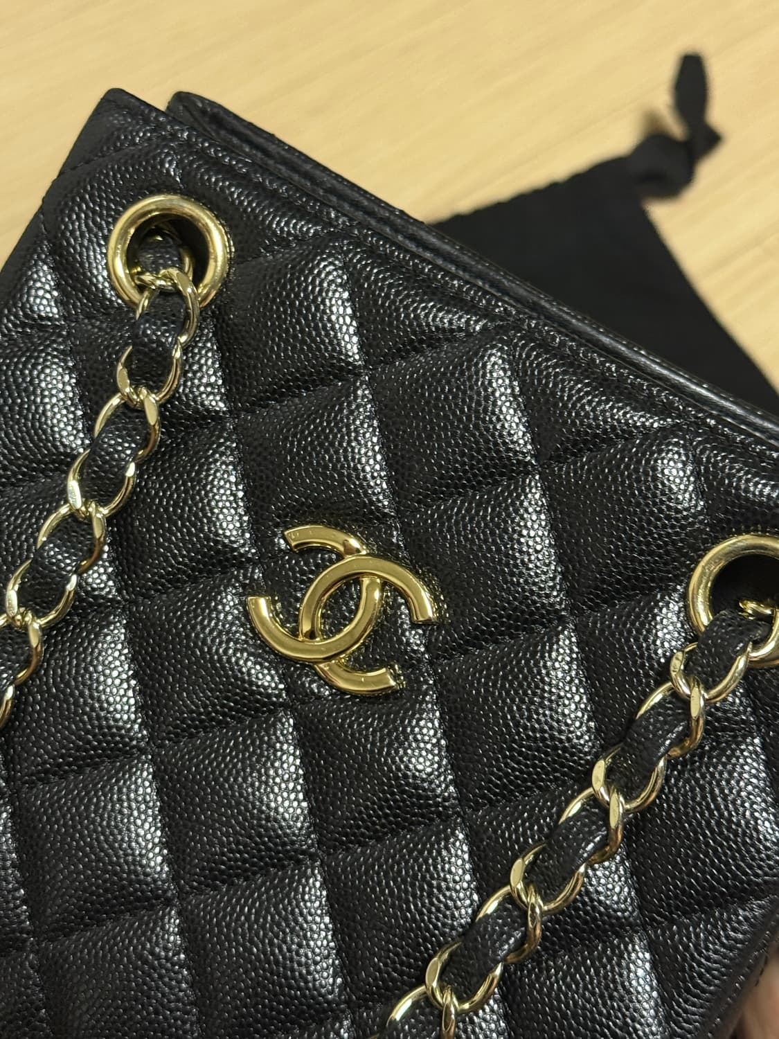 샤넬 미니 버킷백 새상품 상품이미지4