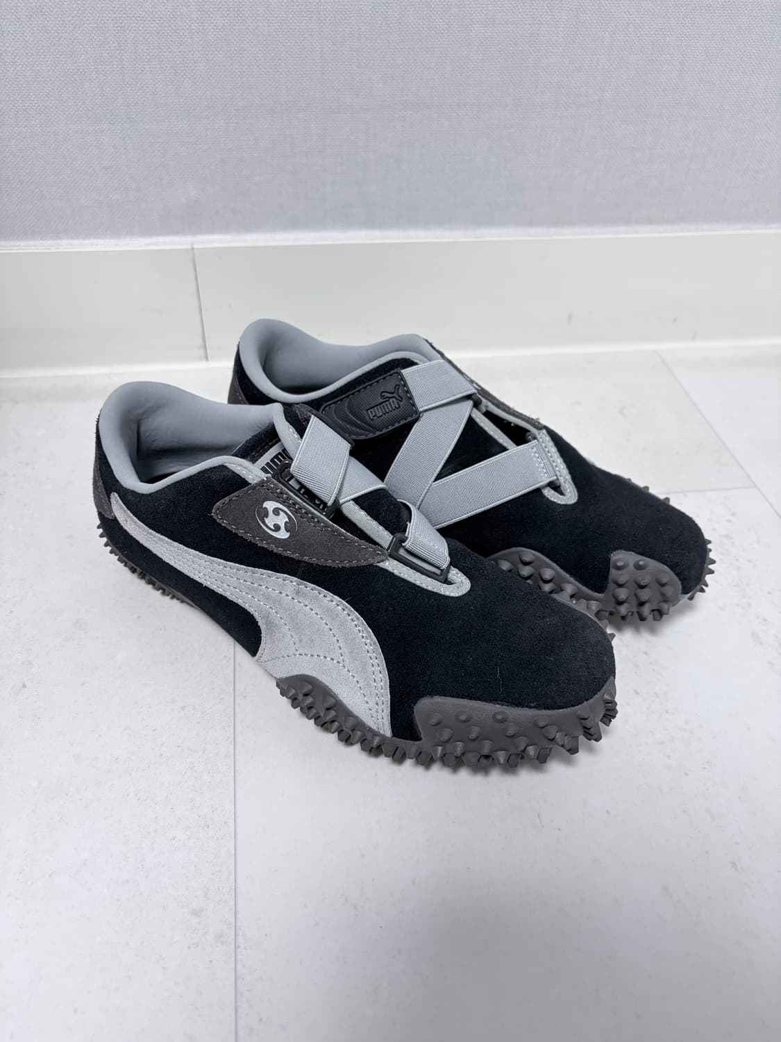 푸마 산산기어 블랙 240 상품이미지1