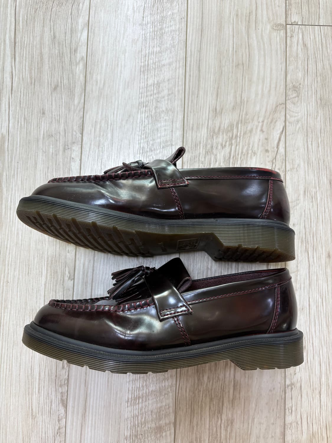 닥터마틴 아드리안 체리우드 260 상품이미지2