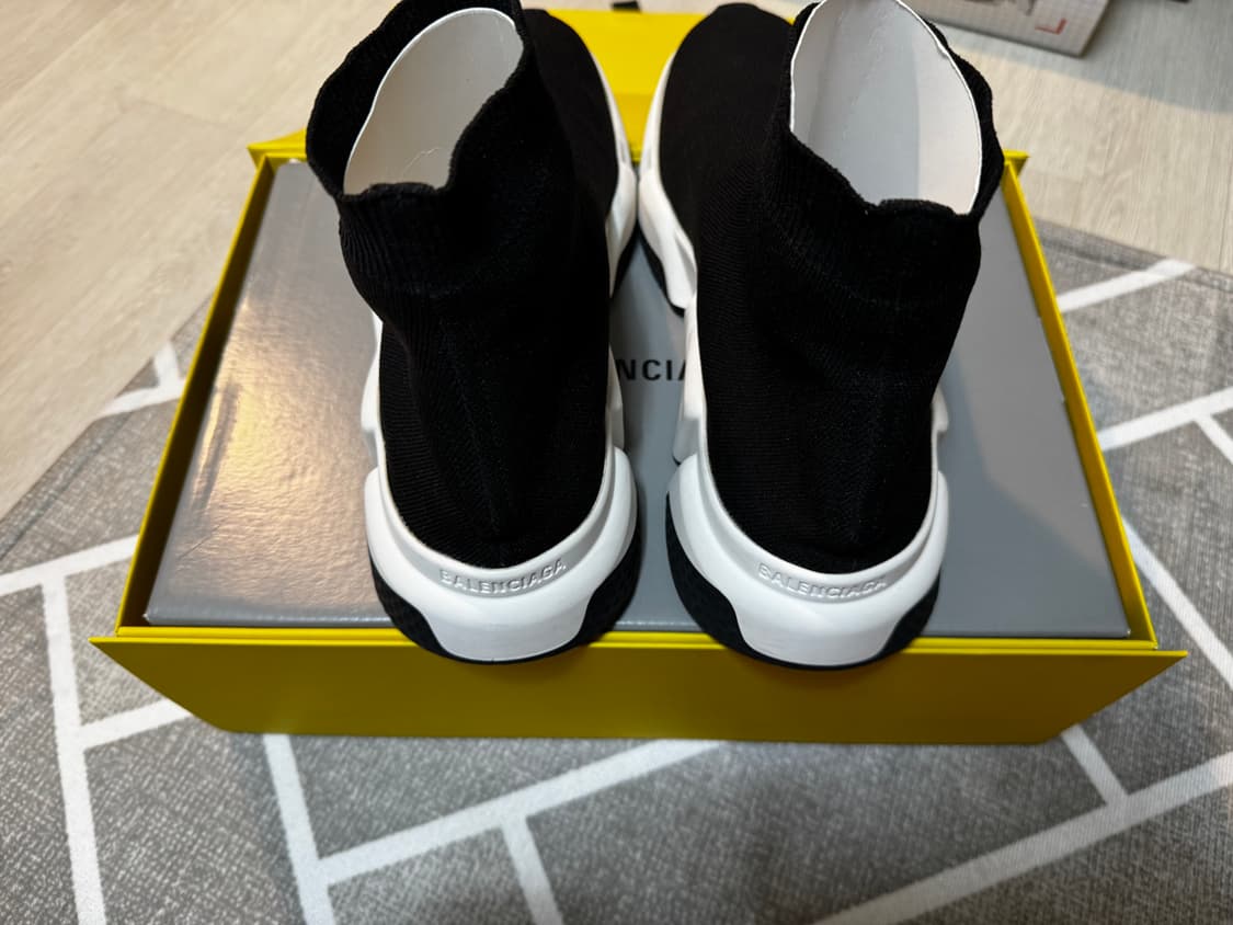 발렌시아가 스피드러너 41 상품이미지4