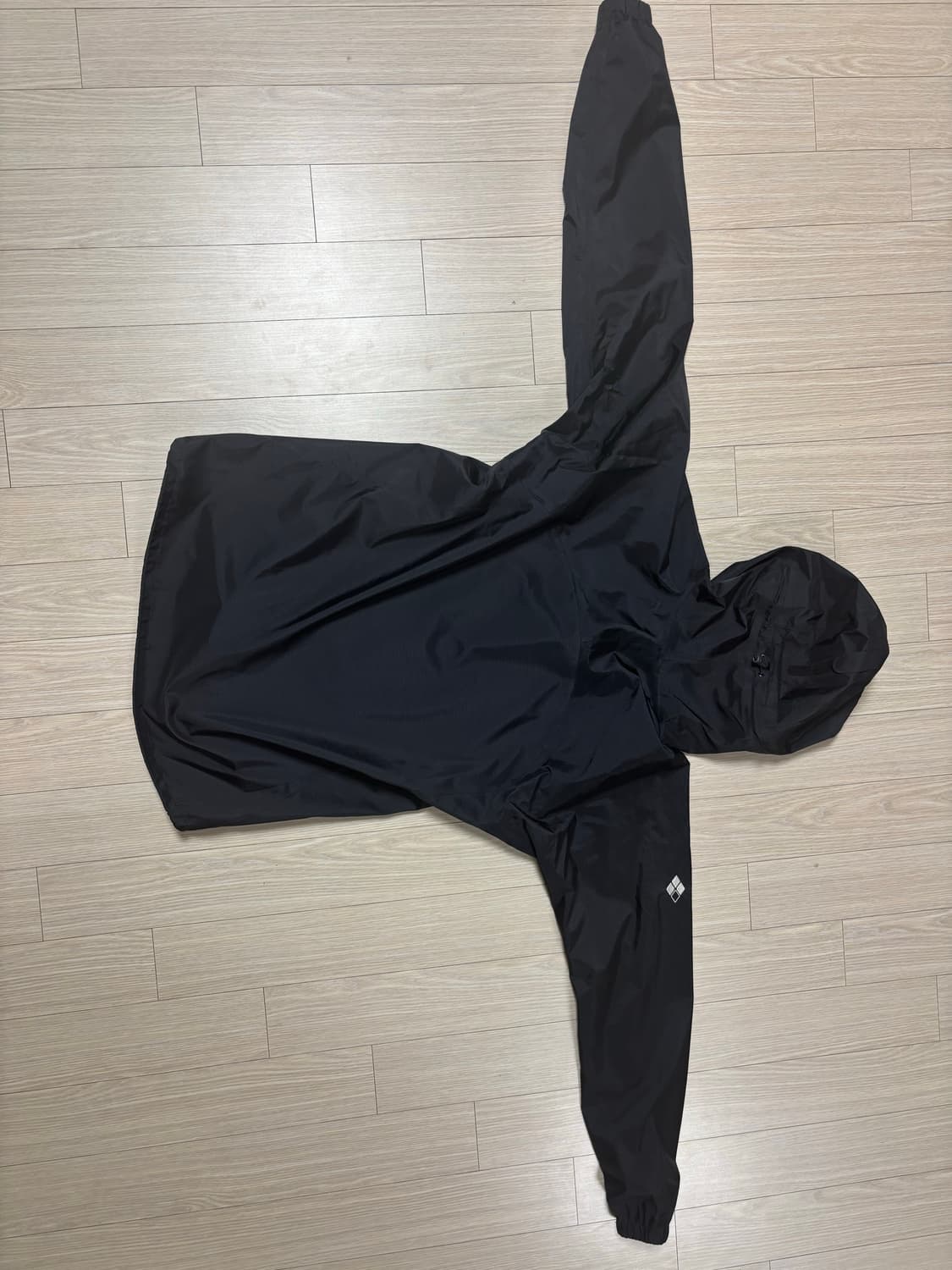 몽벨 썬더패스 바람막이  상품이미지2