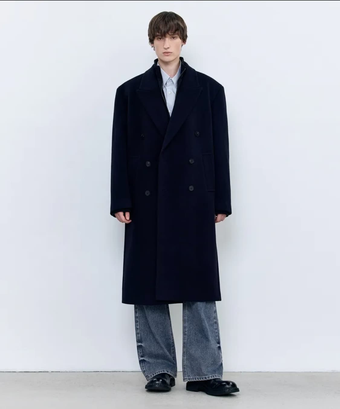 인사일런스  마펠 캐시미어 피크드 더블 코트 DARK NAVY 상품이미지1