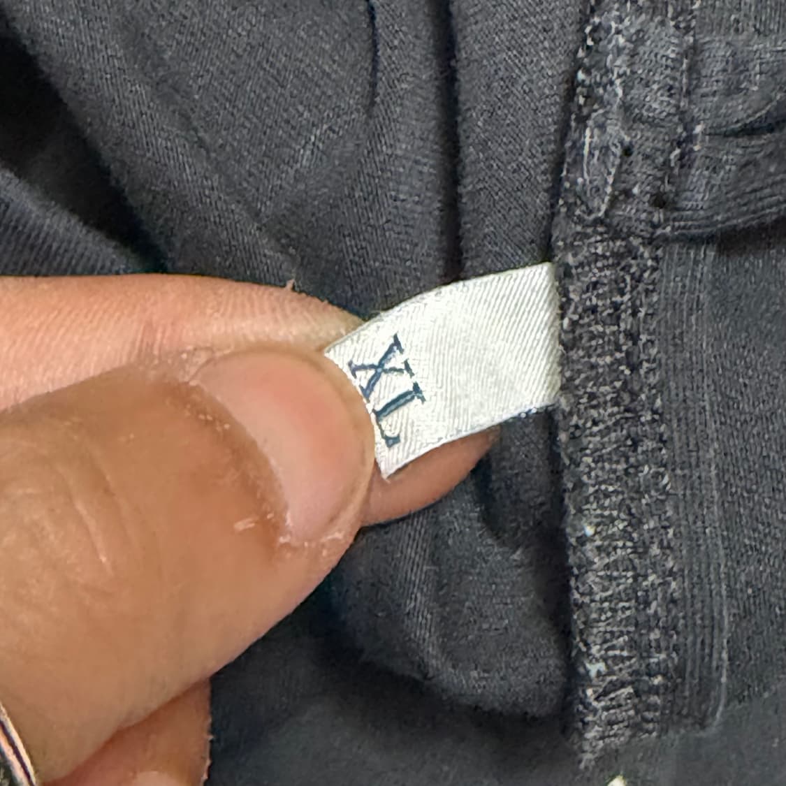 XL 몽클레어 슬림핏 블랙 반팔티 상품이미지5