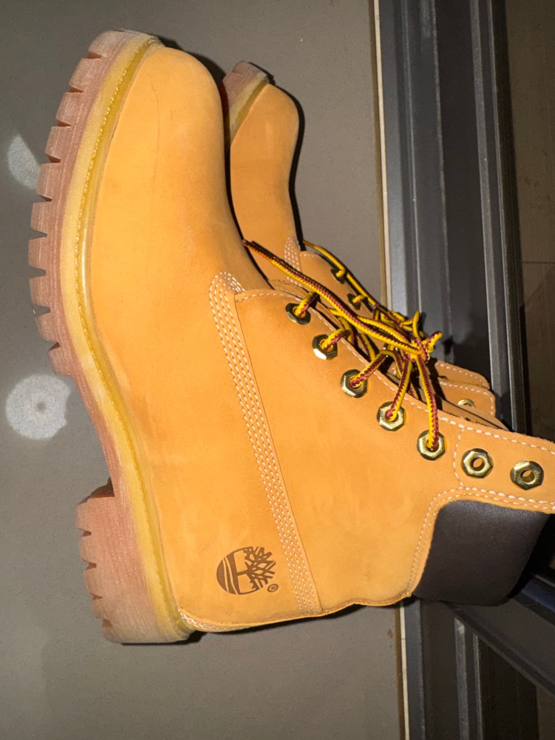 팀버랜드 프리미엄 6인치 워터프루프 부츠 위트 누벅 - 와이드 상품이미지4