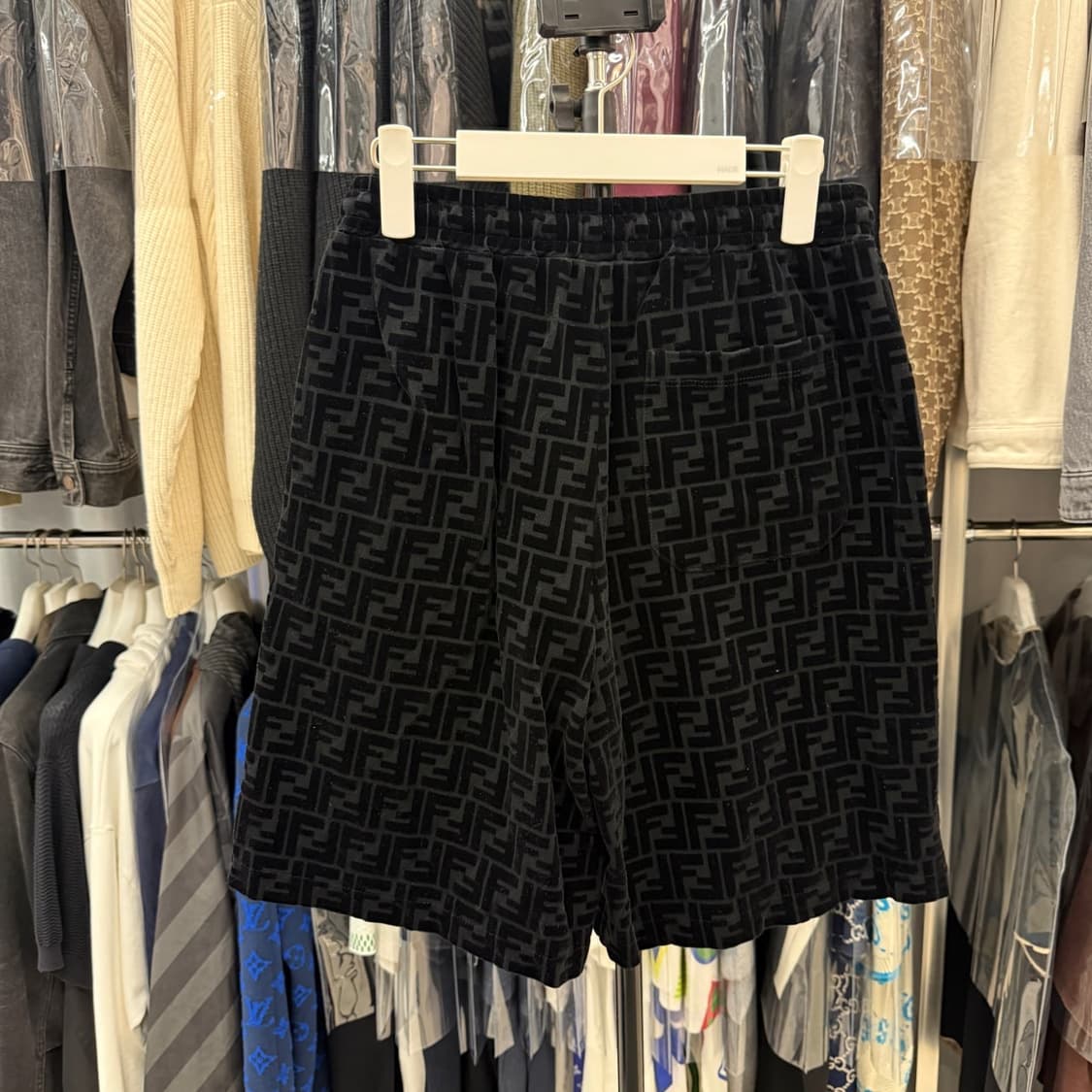 [리오브전포점] 펜디 FF 풀 모티프 코튼 피케 버뮤다 반바지 상품이미지2