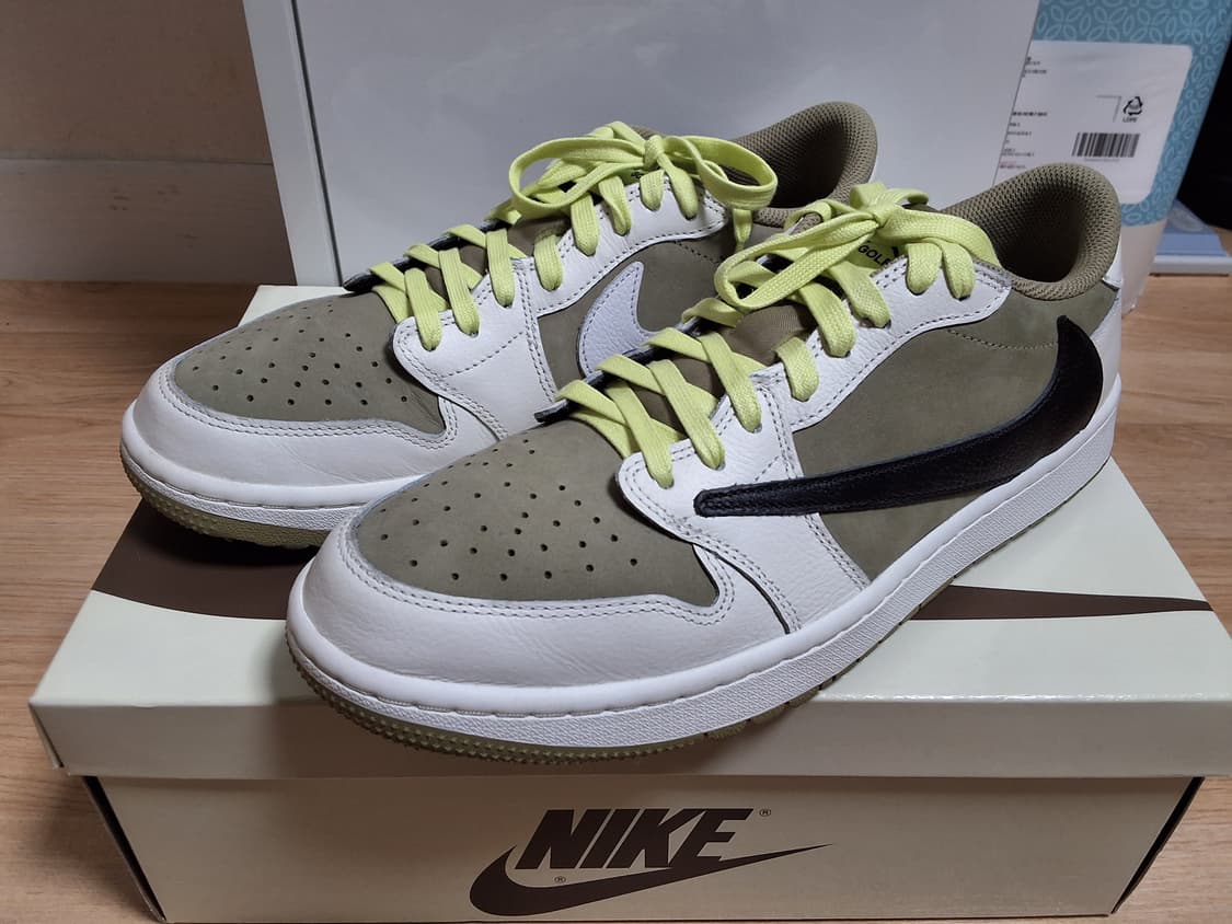 [새상품급] 나이키 에어 조던 1 로우 골프 올리브 화이트 상품이미지1