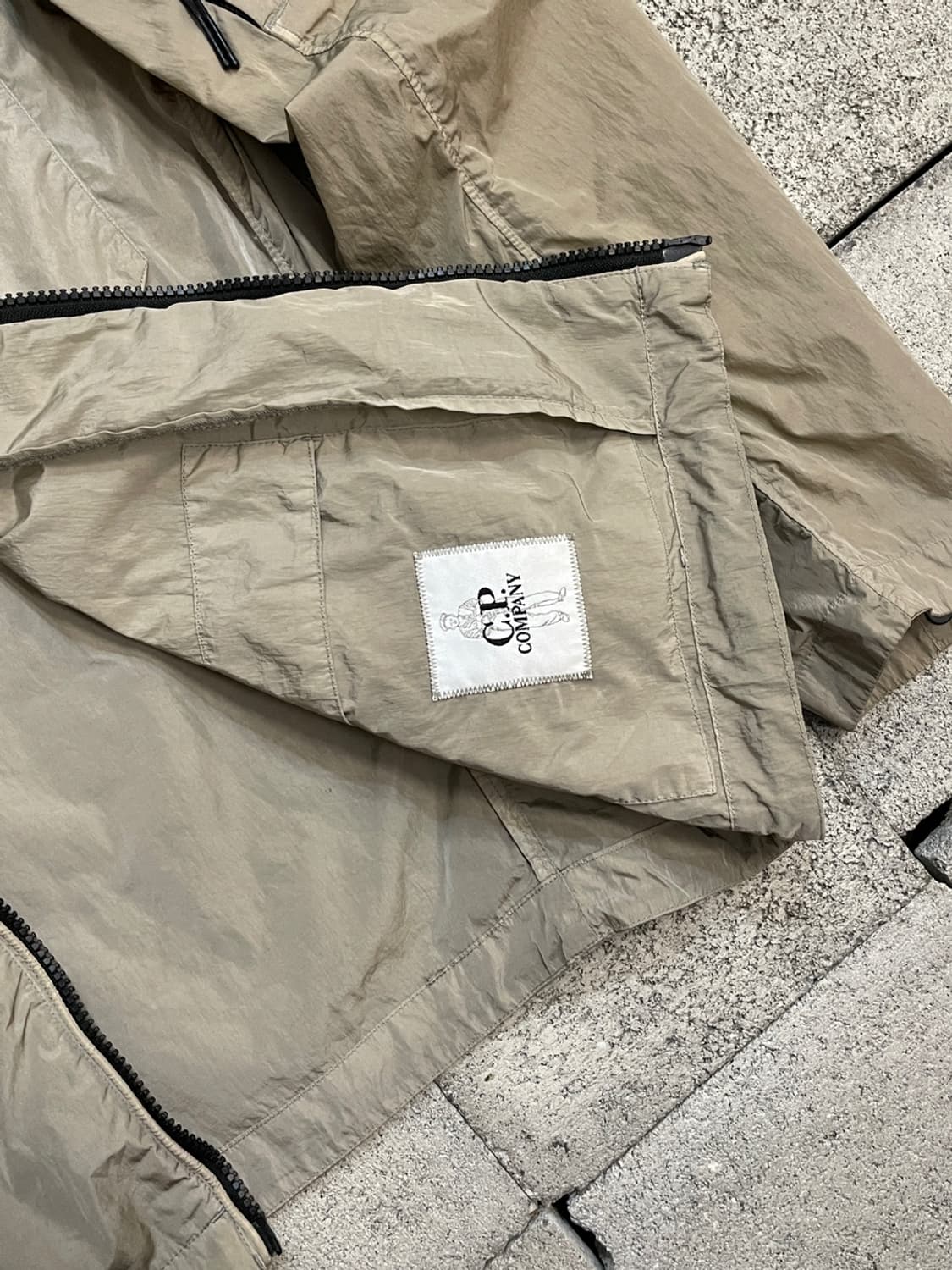 씨피 컴퍼니 렌즈 나일론 자켓  상품이미지6