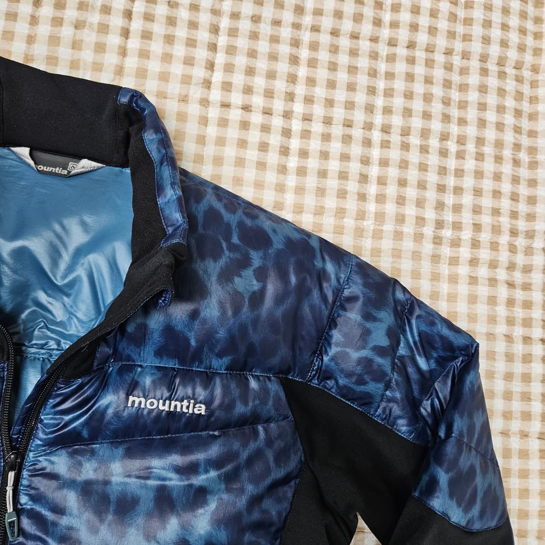 마운티아 거위털 경량패딩 남자100 상품이미지3