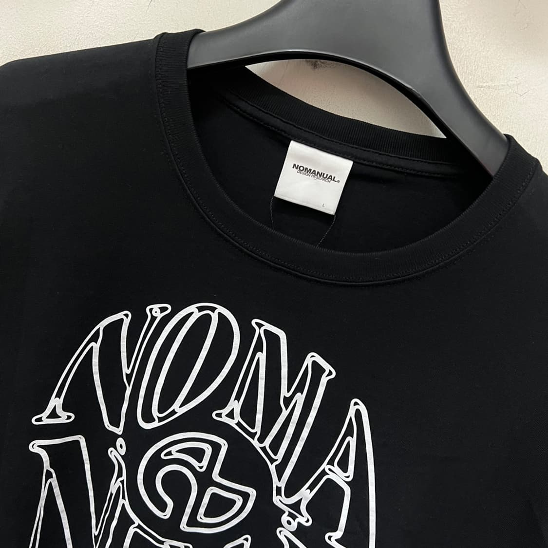 노매뉴얼 S.N.A 반팔티 L 상품이미지3