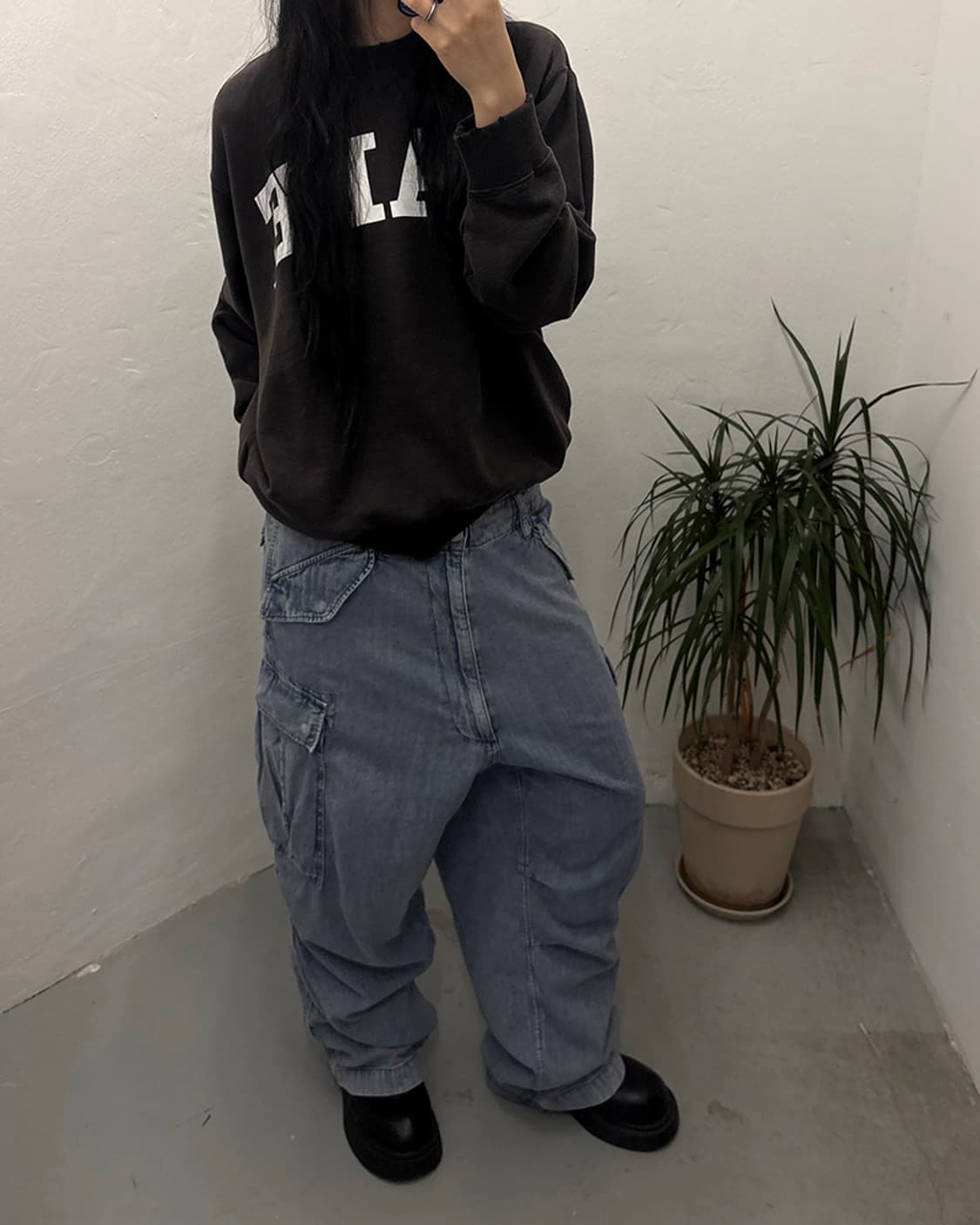 빔즈 BEAMS Big 6 Pocket Denim Cargo Pants 상품이미지1