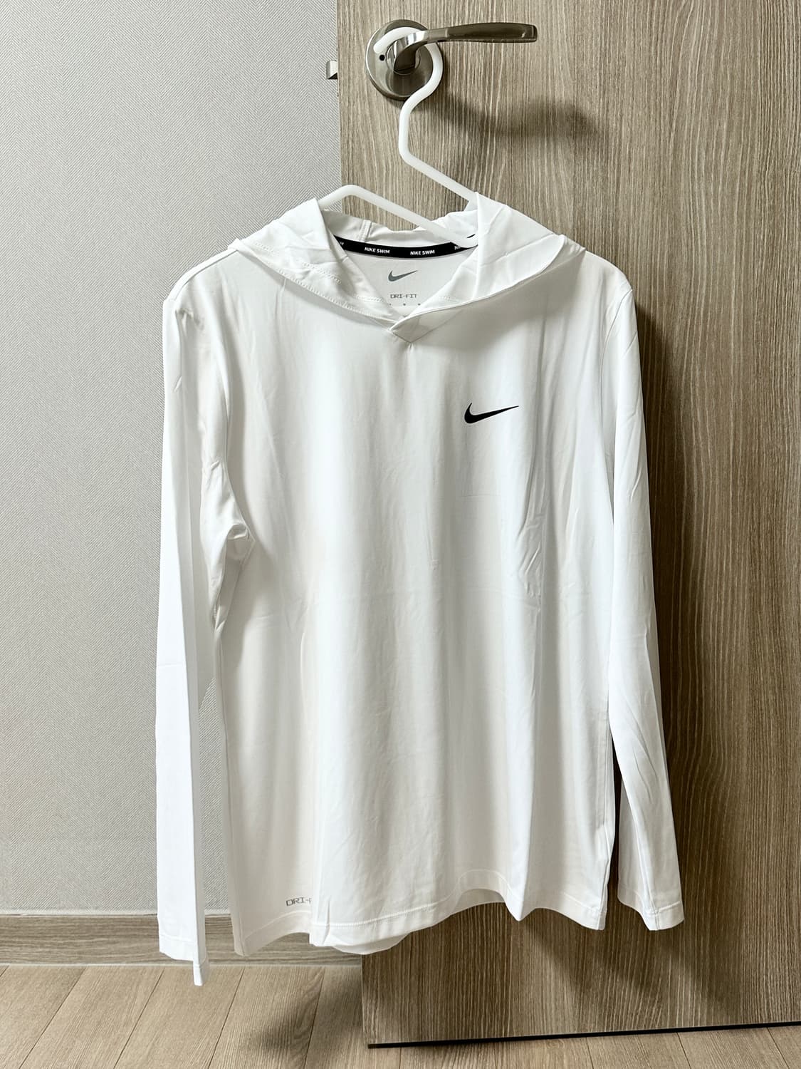 나이키 스윔 루즈핏 후디 롱슬리브 래쉬가드 상품이미지2