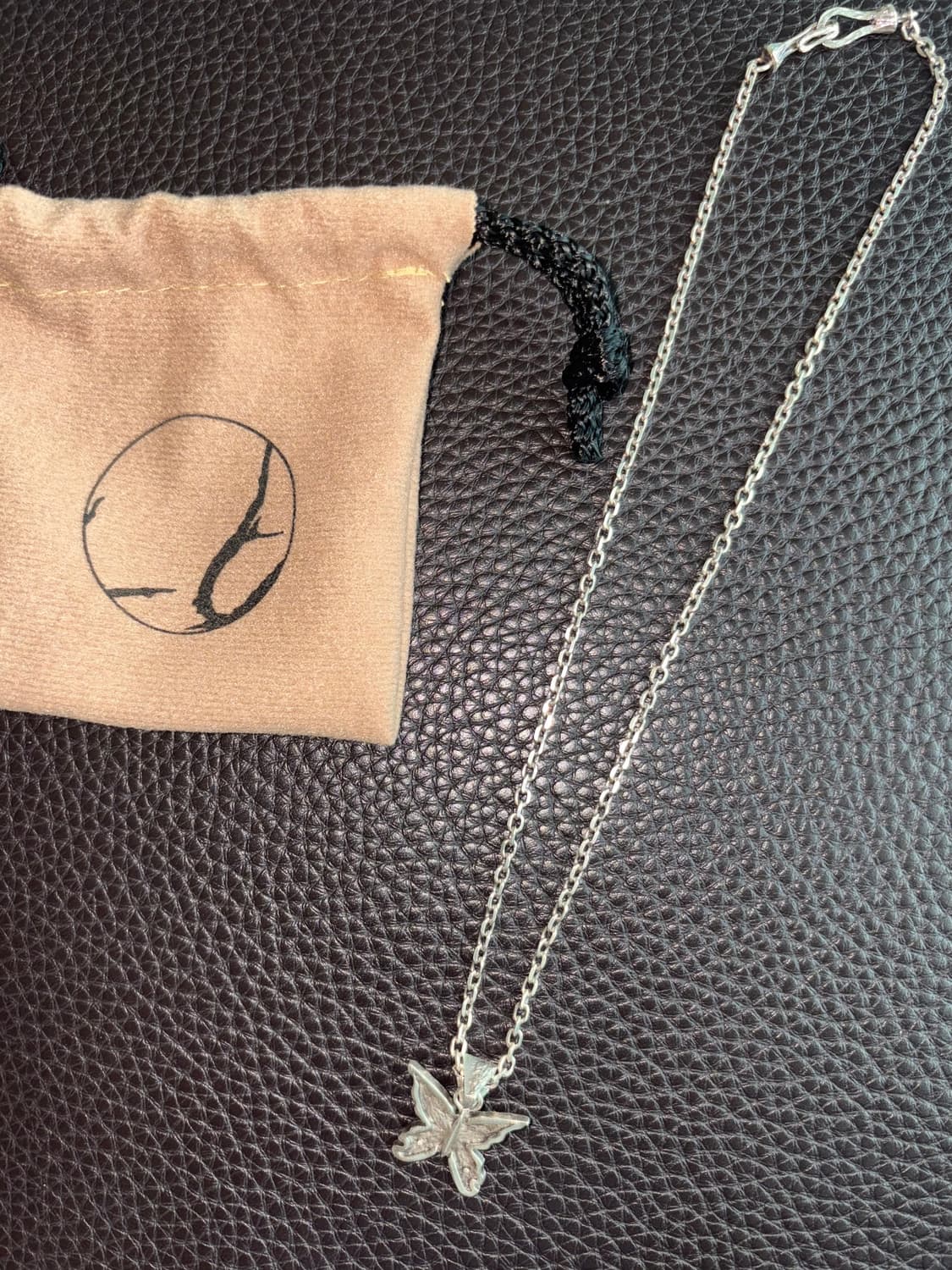 Vaho studio - sharp butterfly necklace 상품이미지2