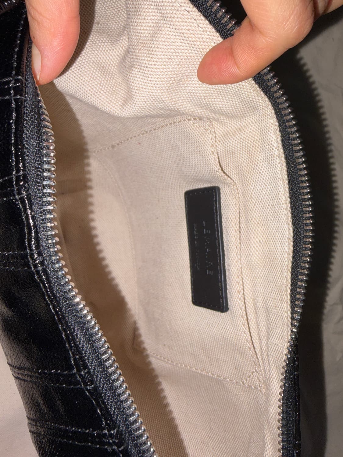 르메르 크루아상 백 스몰 블랙  상품이미지4