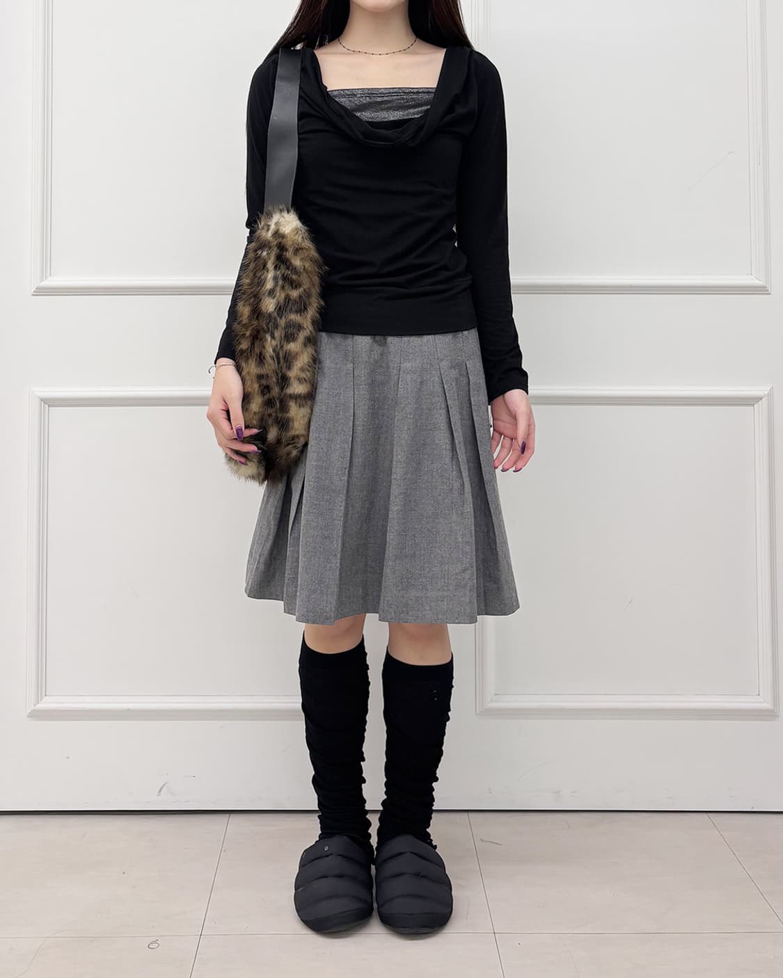 HEALTHY KAREN 이너 글리터 레이어드 카울 티 상품이미지2