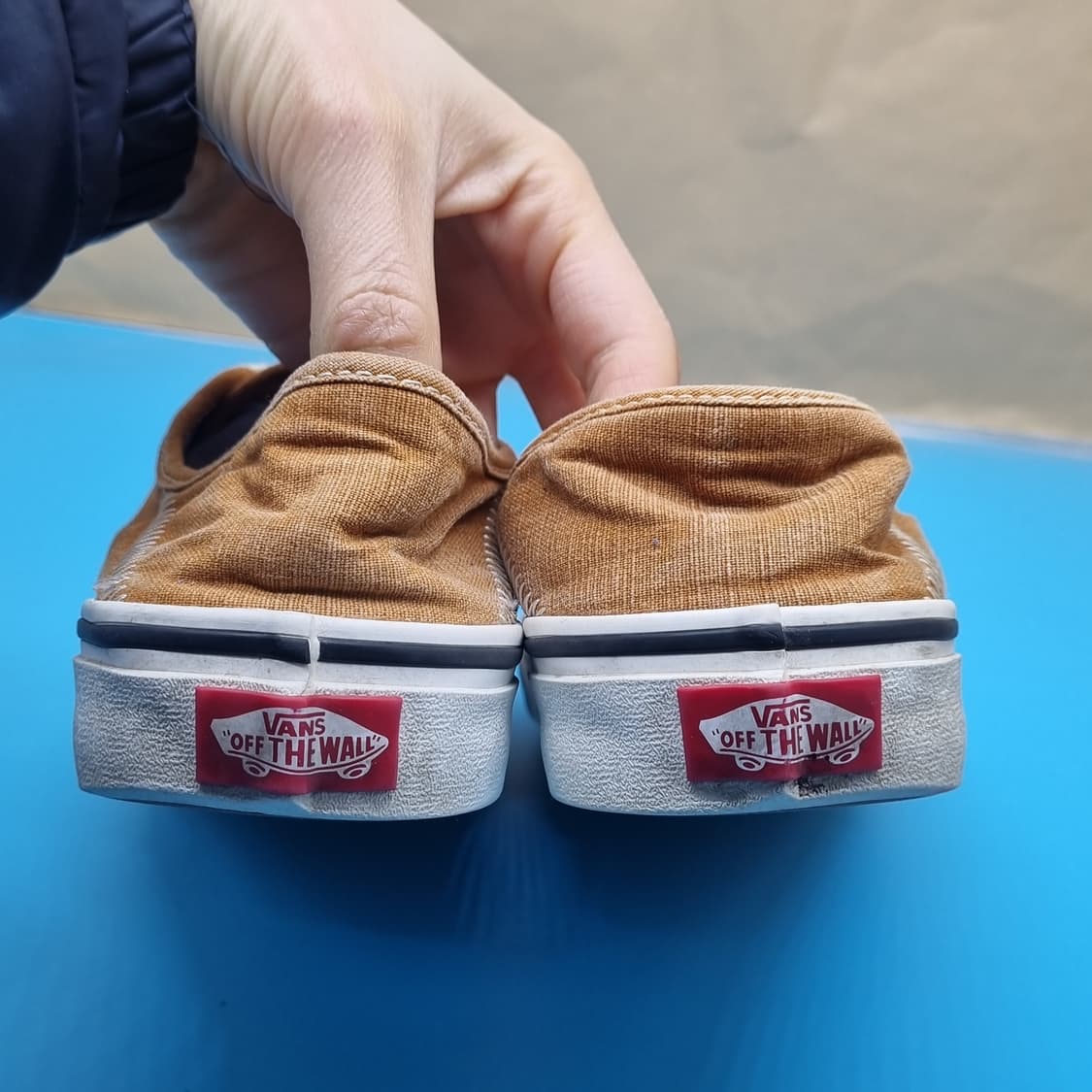 반스 어센틱 솔트워시 스니커즈 250 상품이미지4