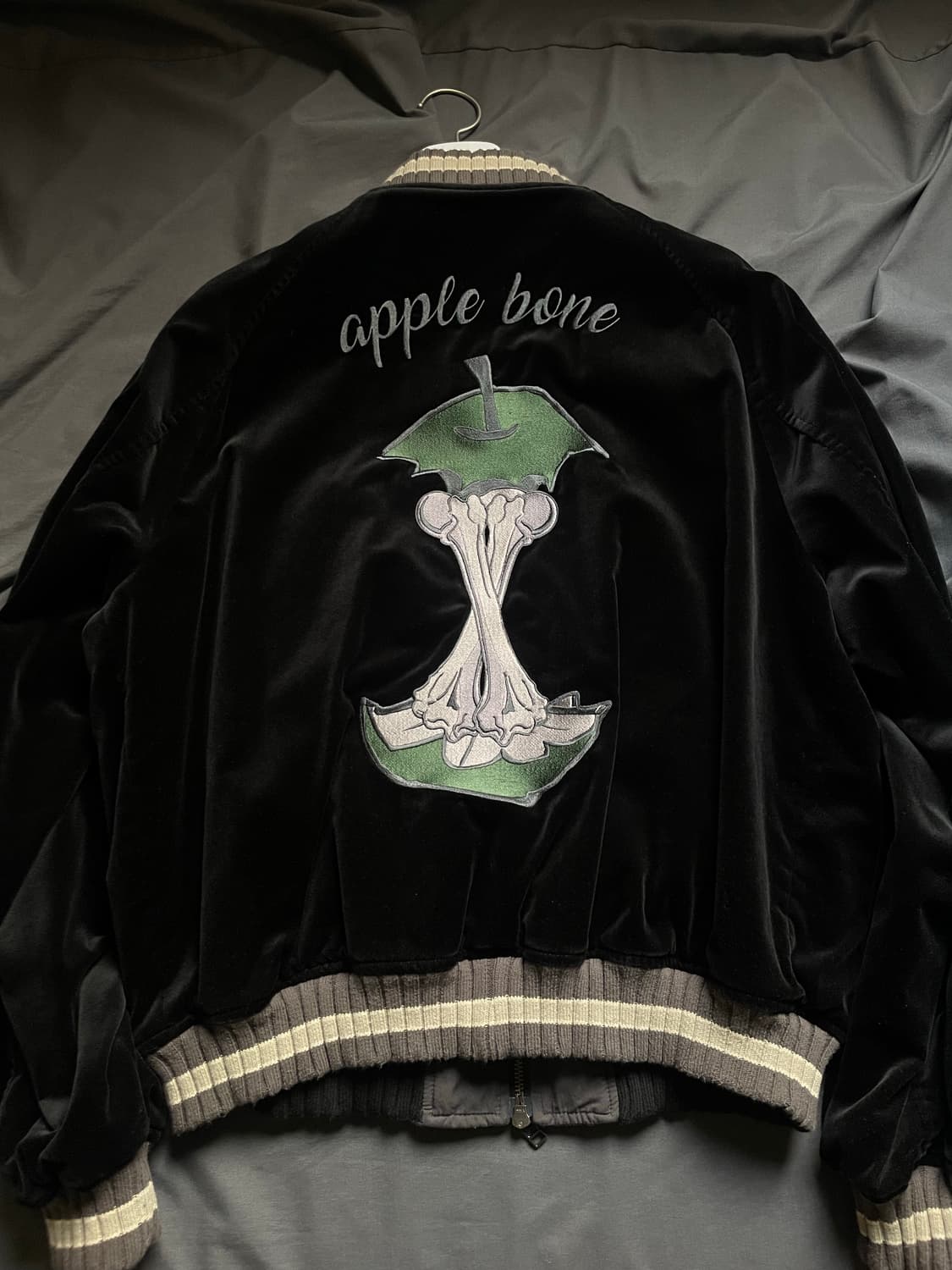 이얼즈어고 수베니어 블랙 M 상품이미지3