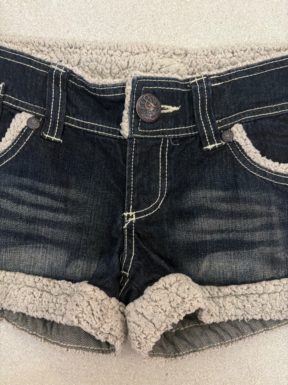 해골 퍼 데님 숏츠 상품이미지3