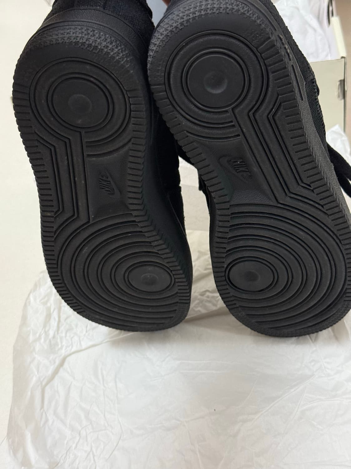 나이키 스투시 에어포스 트리플 블랙 235 상품이미지5