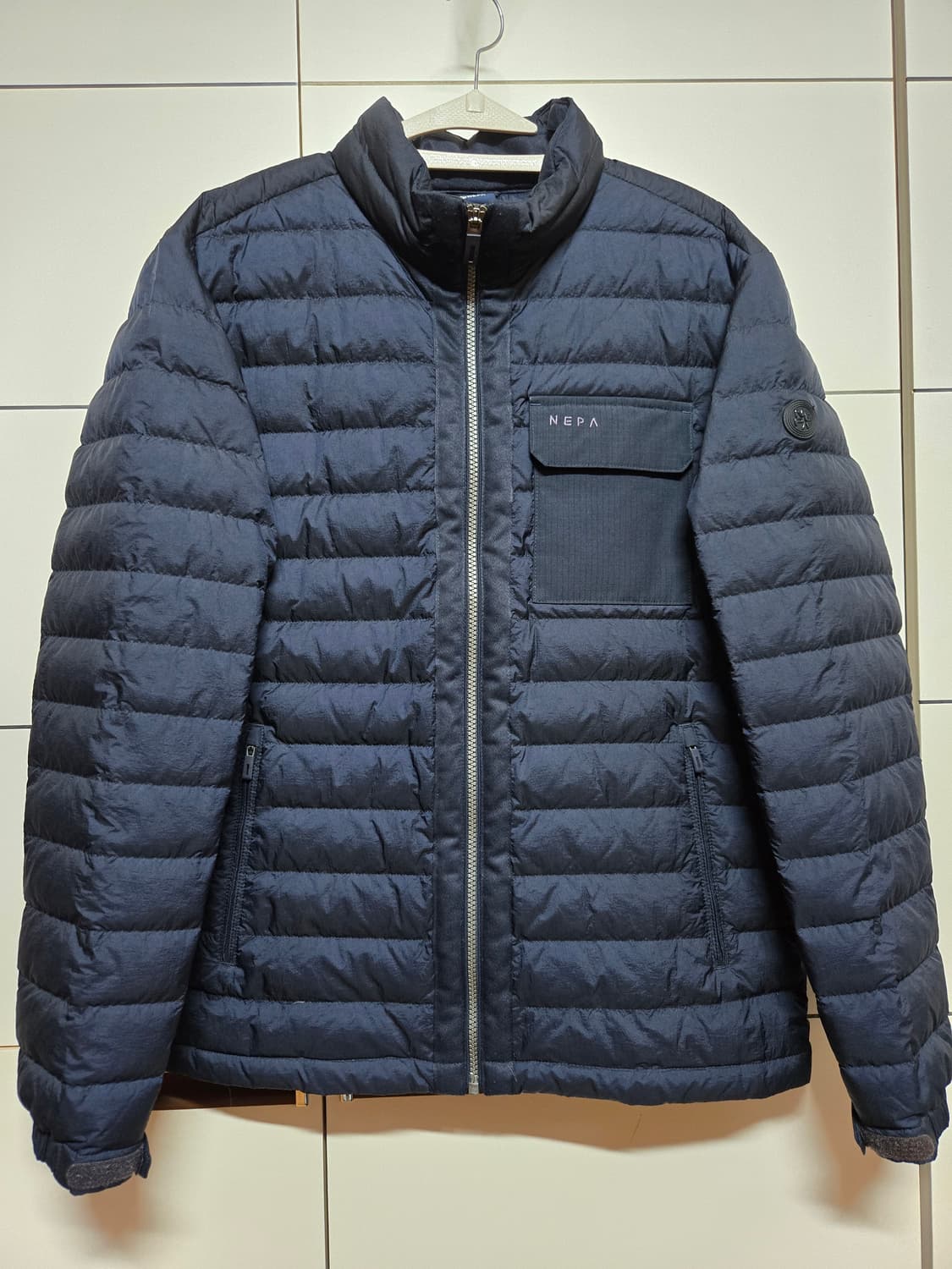 네파 남성 네이비 경량 구스다운 패딩 상품이미지1