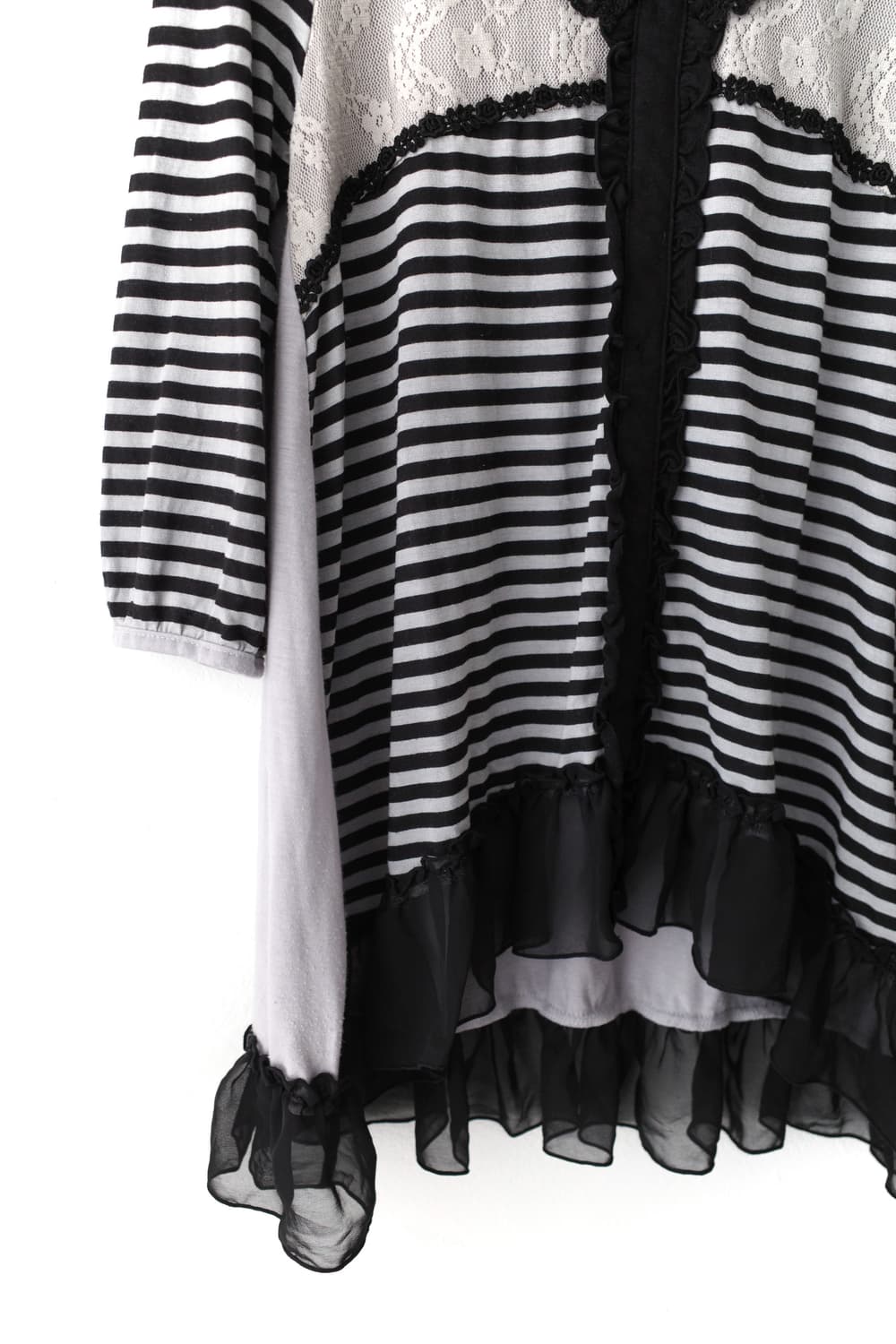 axes femme) stripe lace frill T 상품이미지4