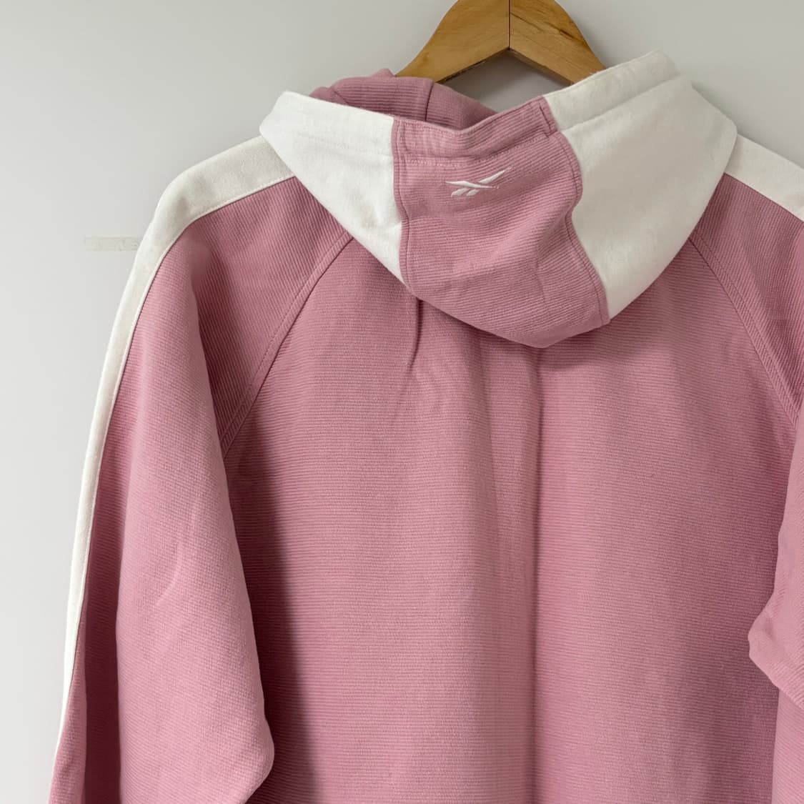 리복 핑크 후드티 상품이미지4