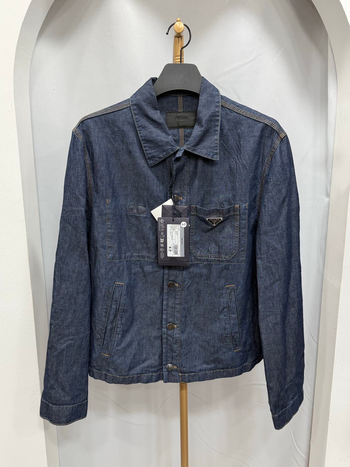 [새상품급] 프라다 샴브레이 데님 블루종 XL 상품이미지1