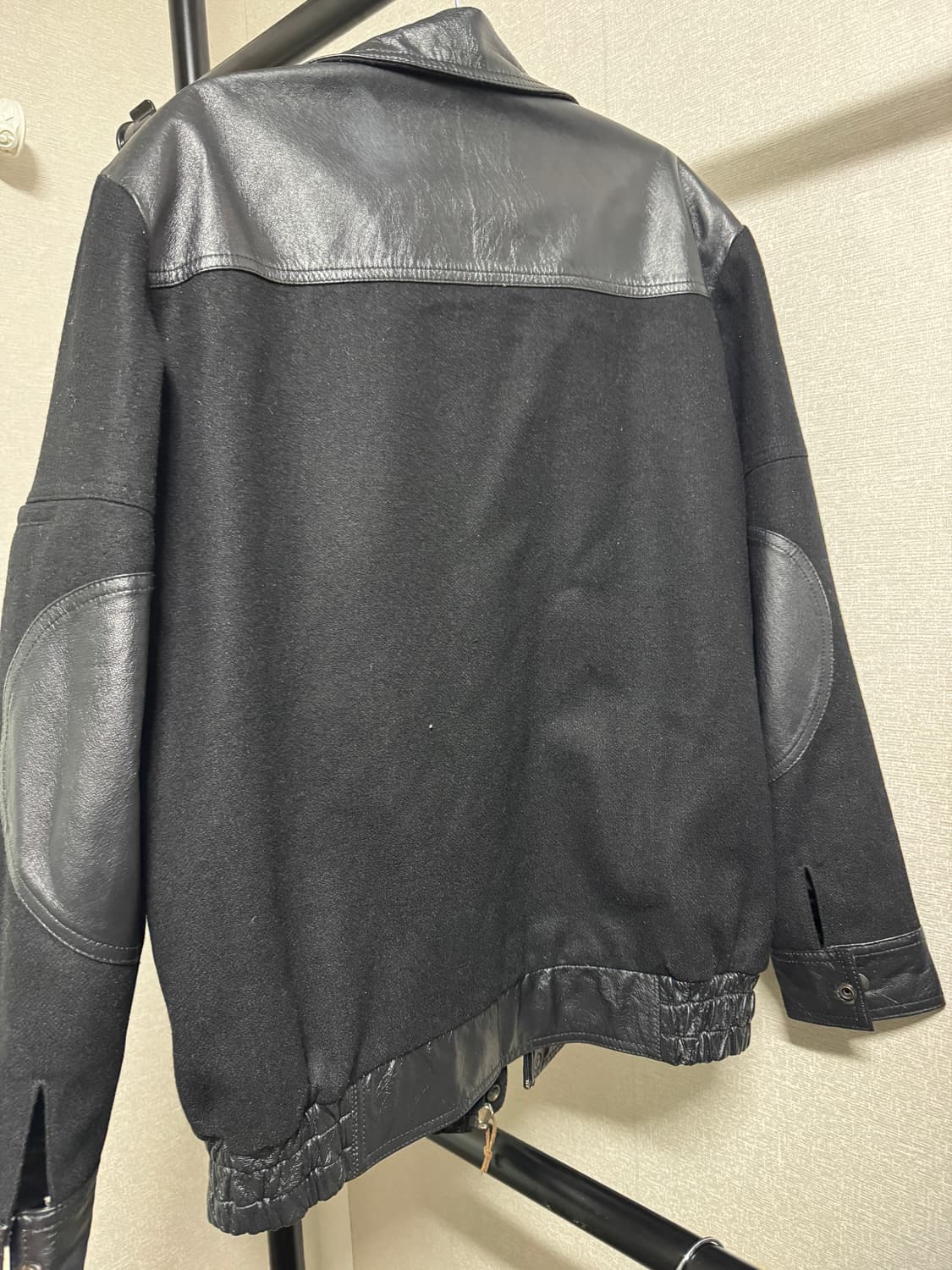 올블랙 가죽 요크 & 엘보우 패치 울 자켓 상품이미지2