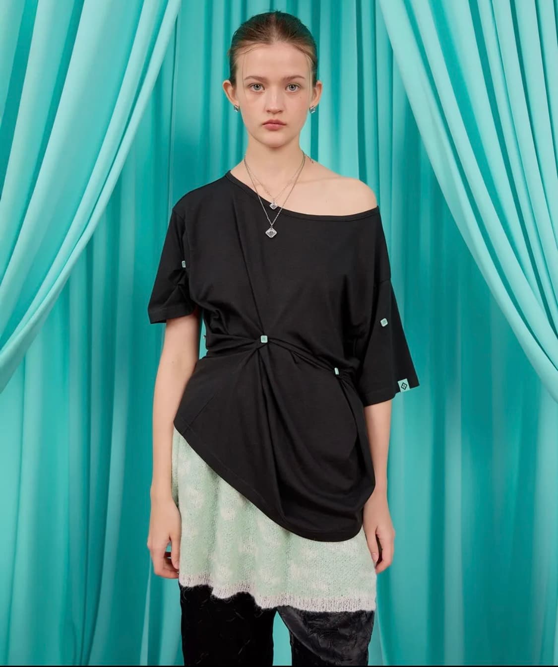 BUTTON T-SHIRT / black 상품이미지1