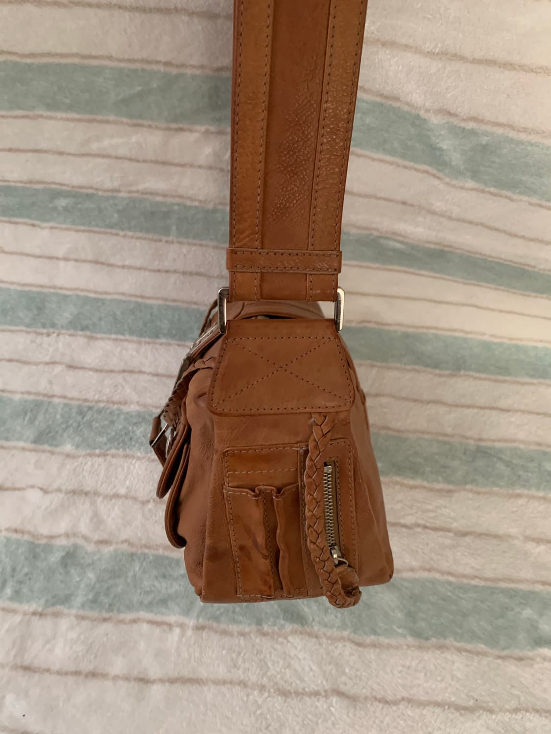 디올 플라이트 가방 희귀 정품 새들백 상품이미지7