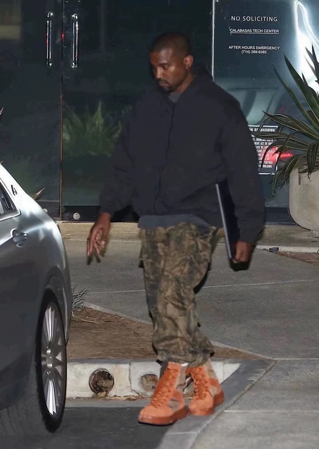 이지 시즌 4 집업 후디 뱃 상품이미지3