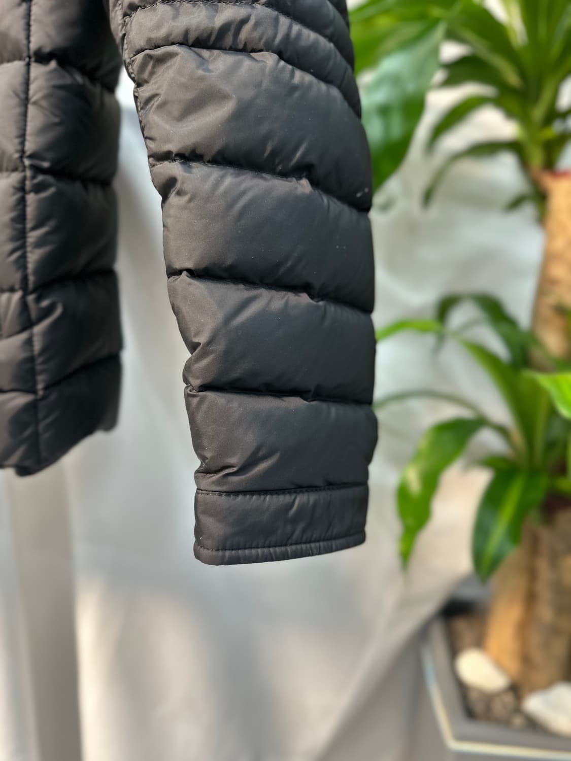 몽클레어 아미오 패딩 3 상품이미지4