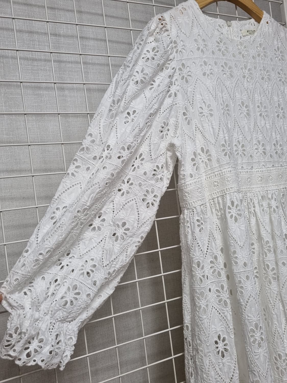 (택포) 바이플로우 바이씨니 펀칭원피스 상품이미지4