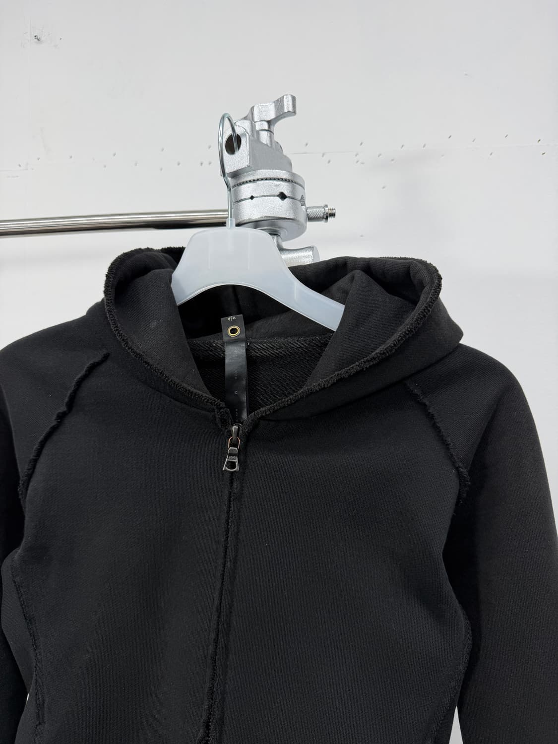 WJK Distressed riri Zip Hoodie 상품이미지10