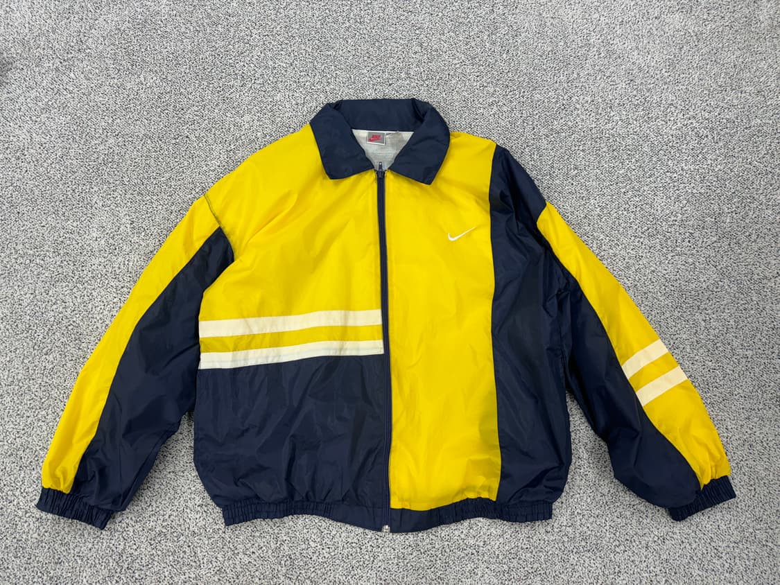 나이키 올드스쿨 90s 바람막이 상품이미지1