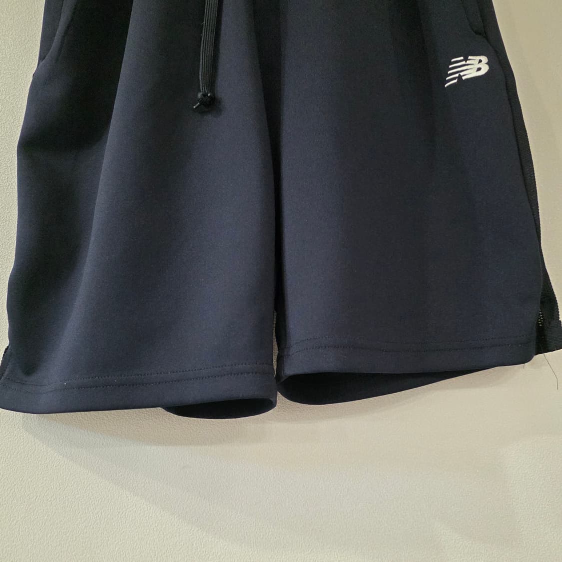 뉴발란스 남성 반바지 L 블랙 상품이미지3