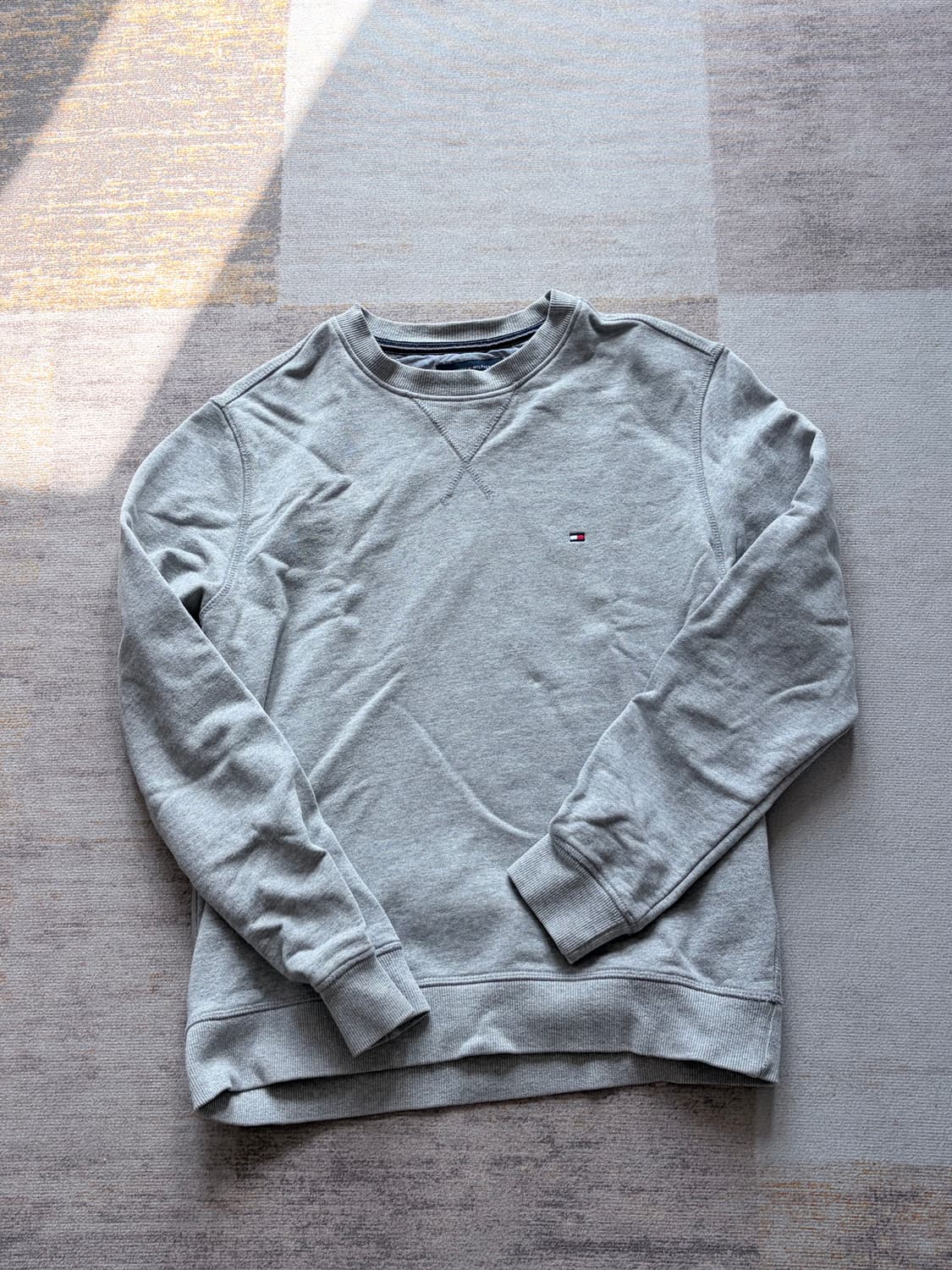 타밀힐피거 맨투맨 s 상품이미지1