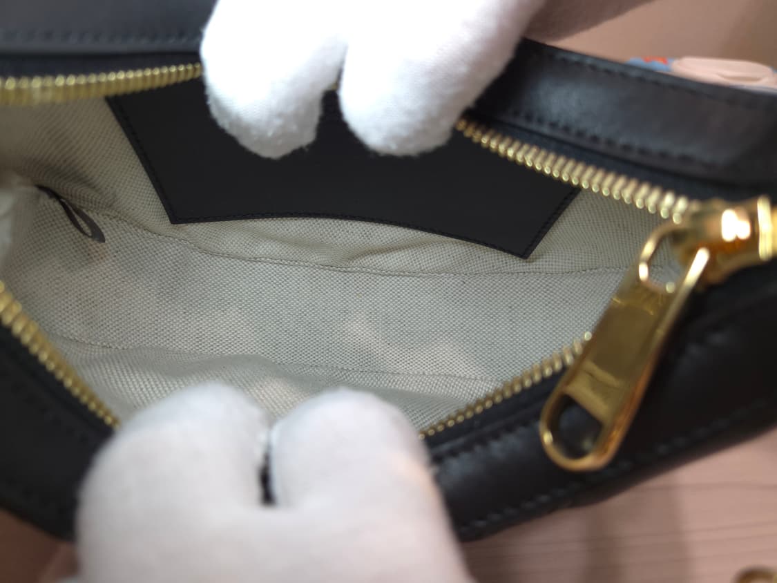 구찌 GG 마틀라세 미니백 블랙 레더 상품이미지5