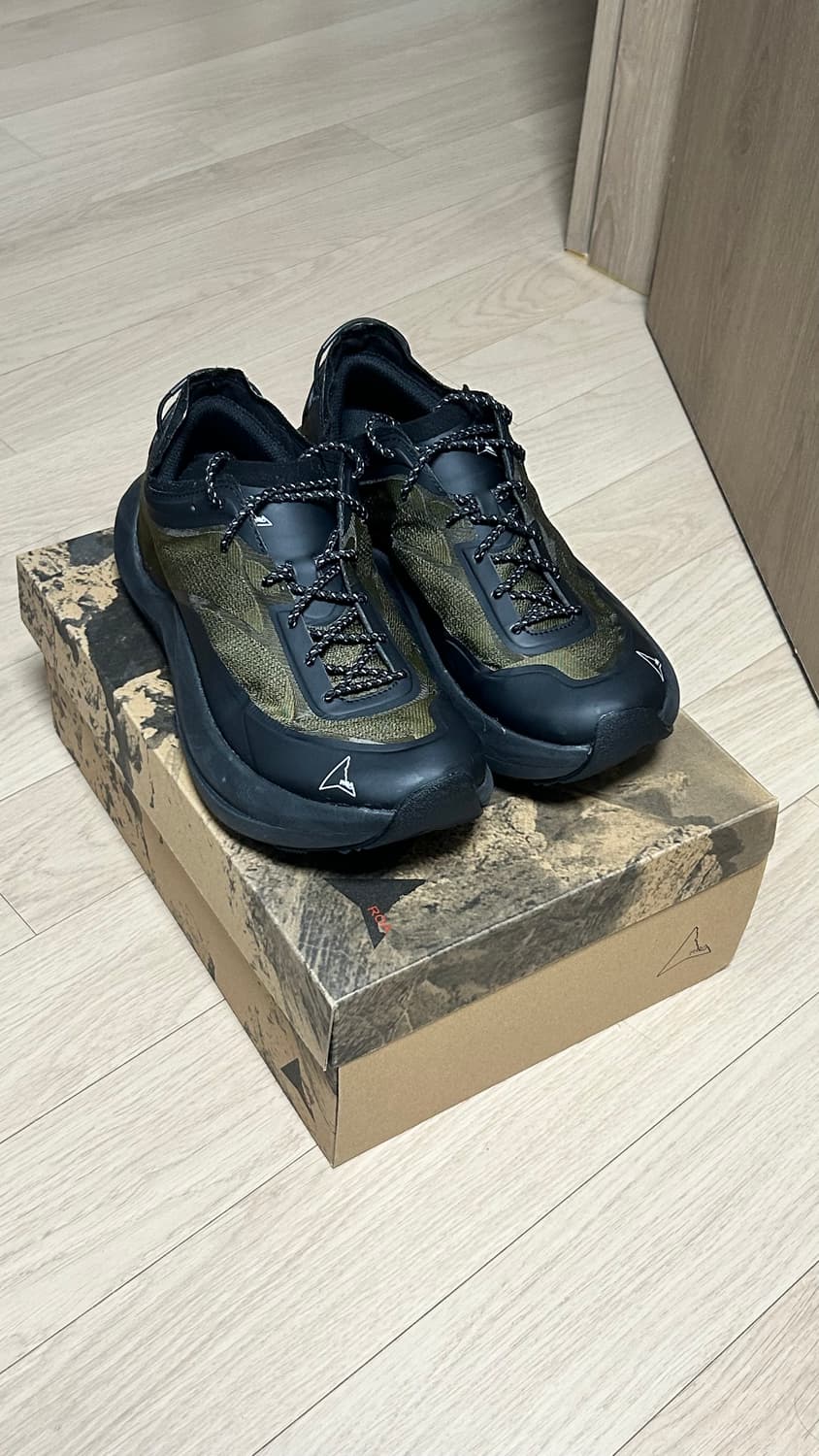 42) 로아 셀라 Sella 올리브 블랙 상품이미지1