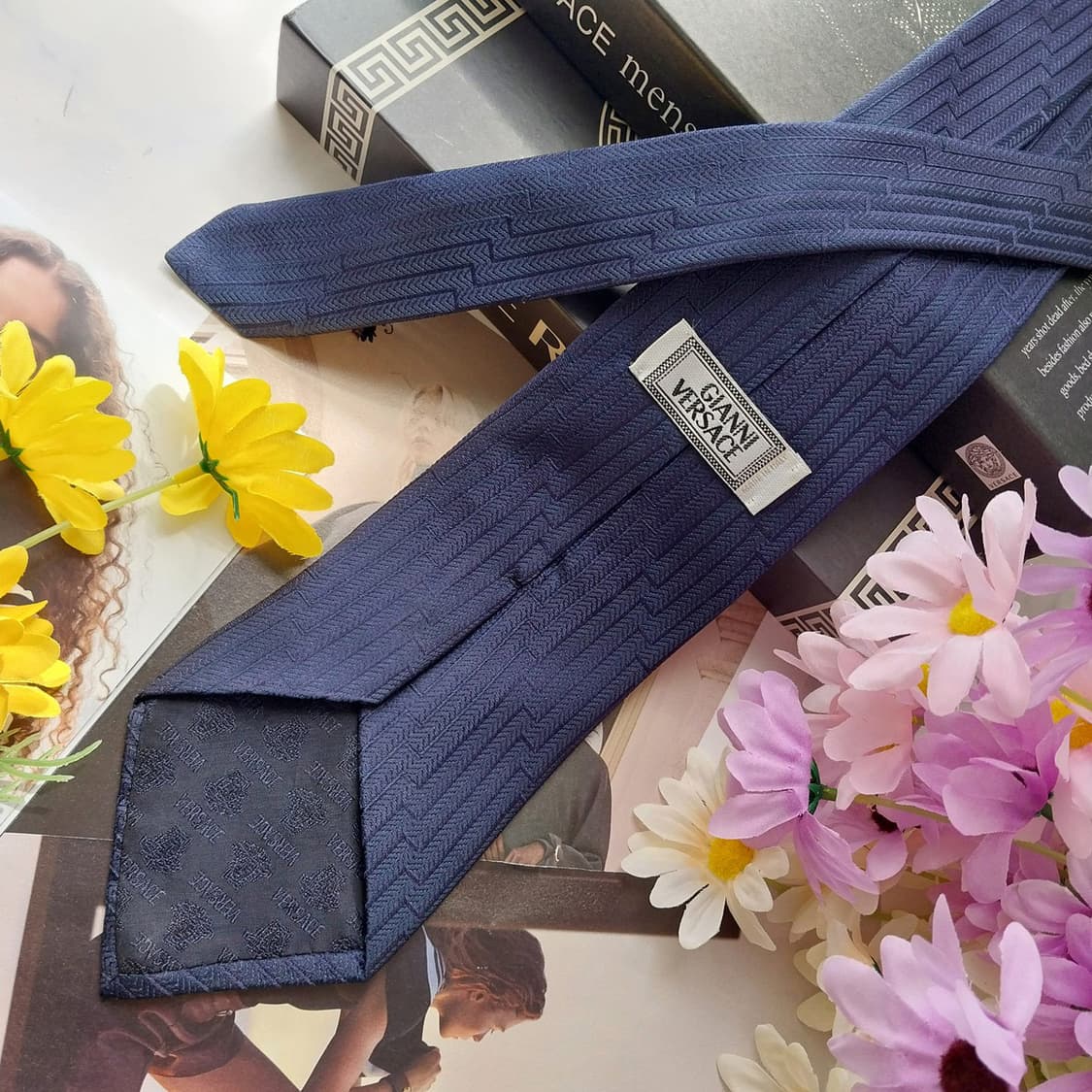 지아니 베르사체 실크 네이비 자카드 넥타이 9.5cm A+등급 K2557 상품이미지5
