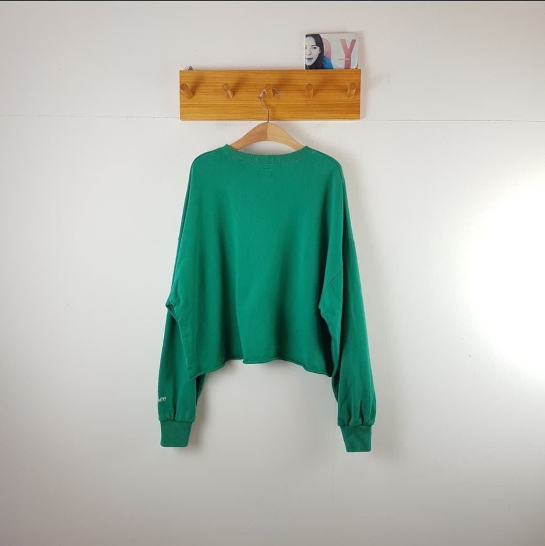 리 크롭 스웻 상품이미지4