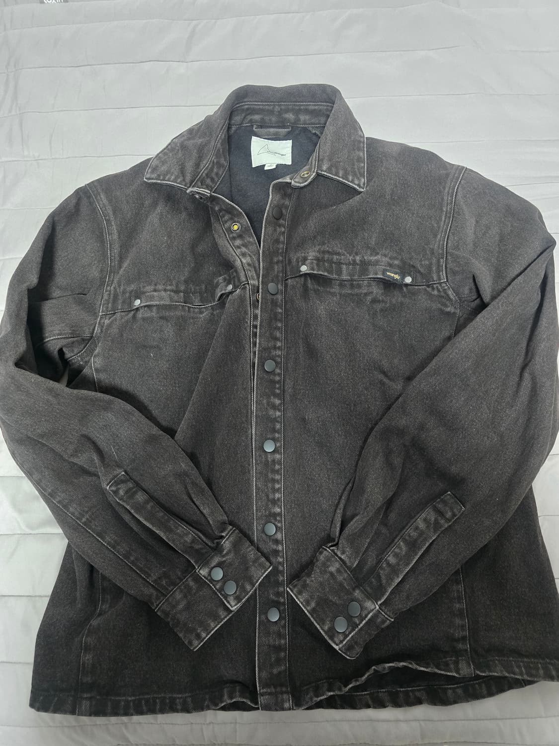 로아 X 랭글러 로나 데님셔츠 M사이즈 상품이미지1