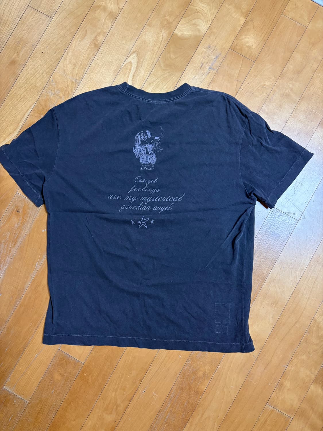 [2] 폴리테루 x 행크 그래픽 티셔츠 블루독 퍼플 차콜 상품이미지2