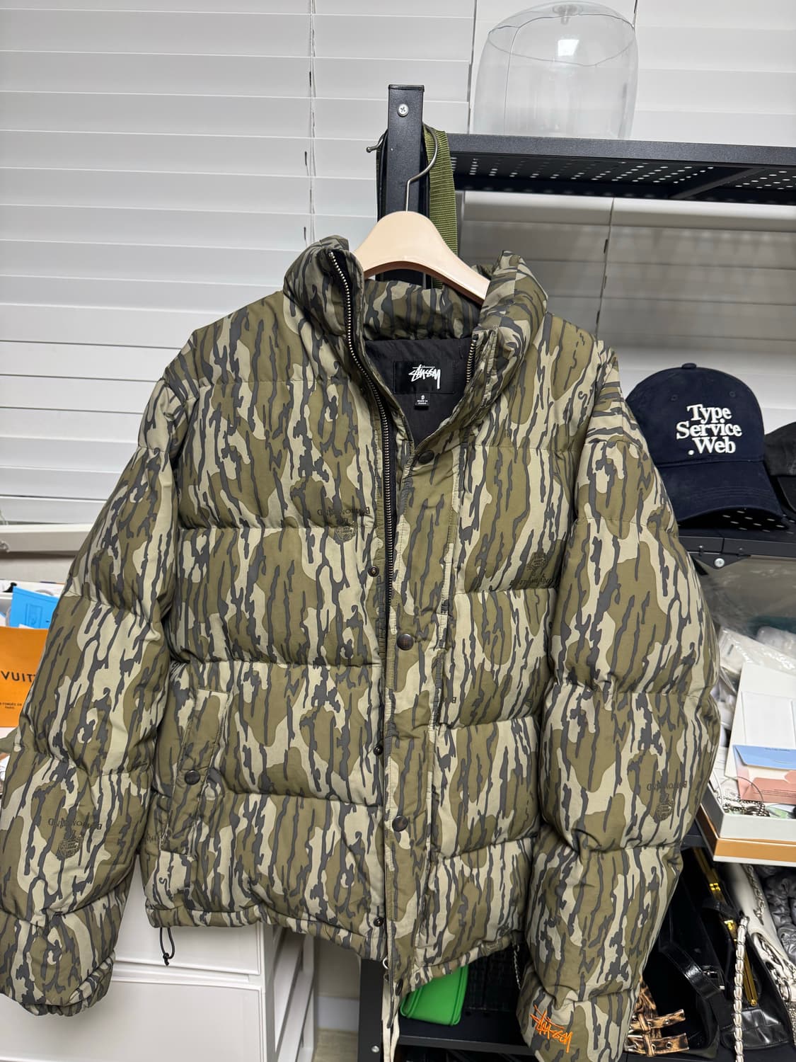 스투시 모시오크 푸퍼 자켓 상품이미지1